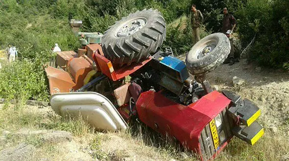 مرگ هولناک 4 نفر در واژگونی تراکتور در بجنورد + جزییات و عکس