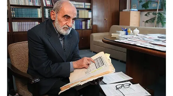 میان دغدغه‌های مردم و برخی از دولتمردان فاصله فراوانی دارد