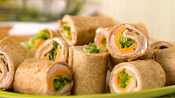 رول سالمون خامه ای با سس مخصوص+دستور تهیه