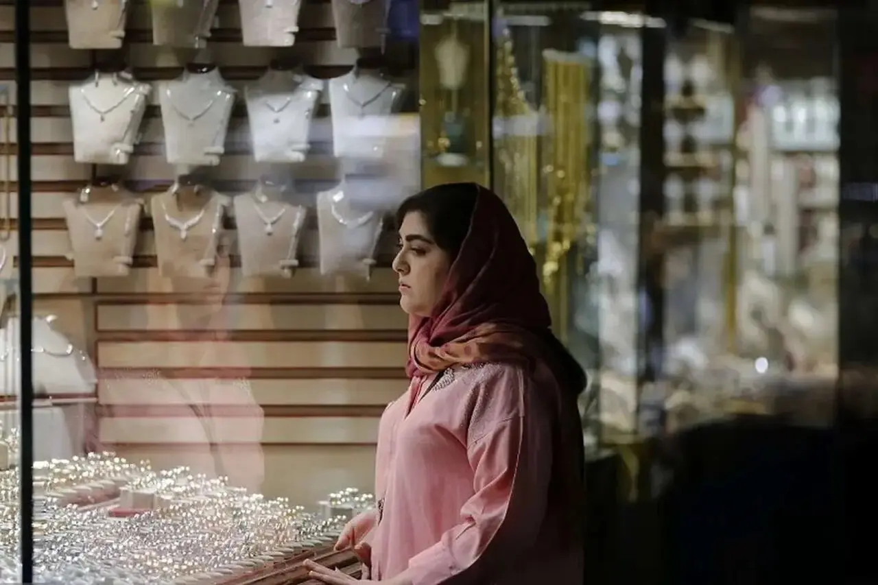 قیمت روز طلا و دلار ۷ مرداد ۱۴۰۵