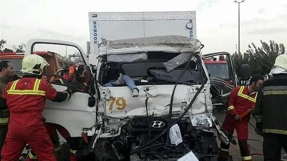  تصادف هولناک دو کامیون در بزرگراه شهید یاسینی + تصاویر 