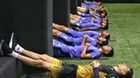 عکس عجیب از خواب خرگوشی بازیکنان تیم ملی فوتبال