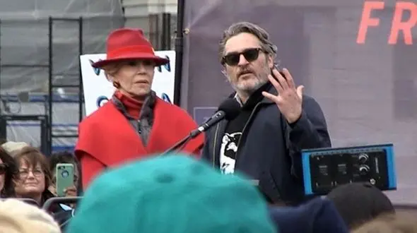 جوکر در واشنگتن توسط پلیس دستگیر شد !