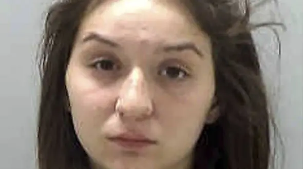 اقدام شوم دختر جوان با نامزدش در پخش زنده اینترنتی + عکس 