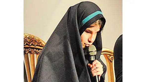 
گفت و گو با دختر معلول مشهدی / دوست دارم به دیدار استاد شجریان بروم
