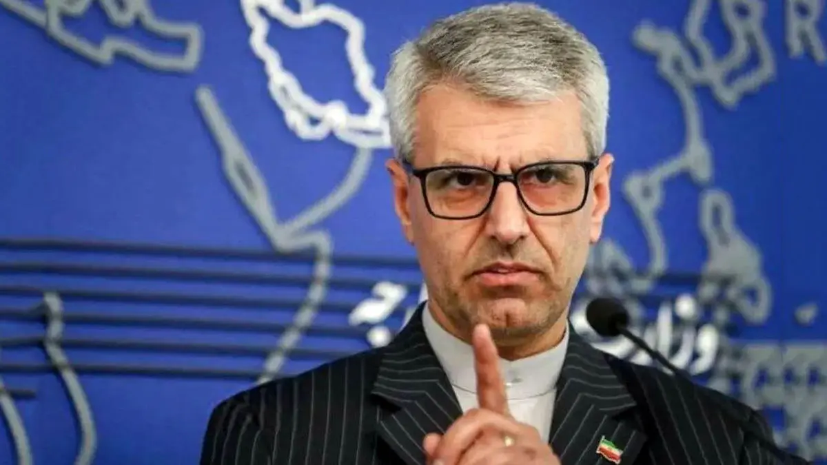 بقایی: فیفا باید شرایط حضور تیم فوتبال ایران در آمریکا را فراهم کند / تمرکز مذاکرات بر خاتمه جنگ است