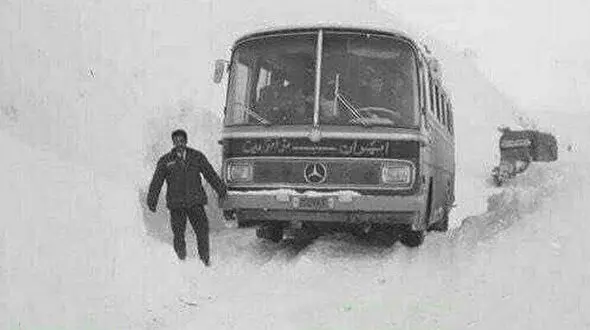 بارش دومتری برف در گردنه حیران +عکس
