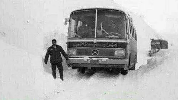 بارش دومتری برف در گردنه حیران +عکس
