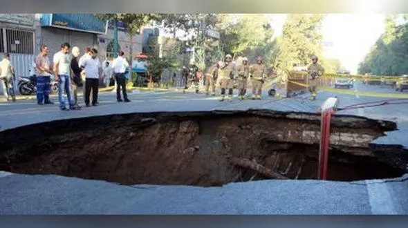 اتفاقی وحشتناک در جوانرود / زمین دهن باز کرد و آبشار نیاگارا به جریان افتاد+ فیلم و عکس