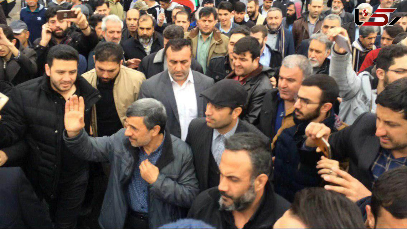 محمود احمدی نژاد روز 22 بهمن در اسلامشهر چه می کرد ؟+عکس 