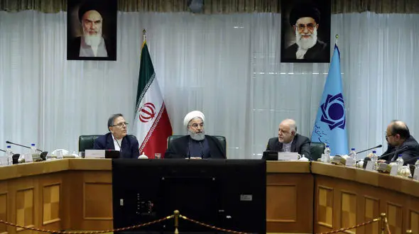 غده سرطانی از بدنه اقتصاد خارج شد/ چهار درخواست روحانی از بانک‌ها