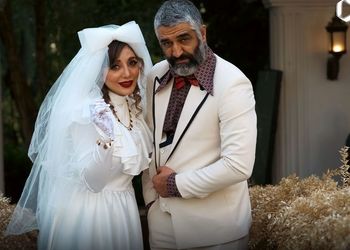 آلبوم عکس فیلم جزایر قناری / از ژست های رویا میرعلمی شلوارک رنگ جیغ پژمان جمشیدی و آرایش هفت رنگ خانم بازیگران جوانش ...