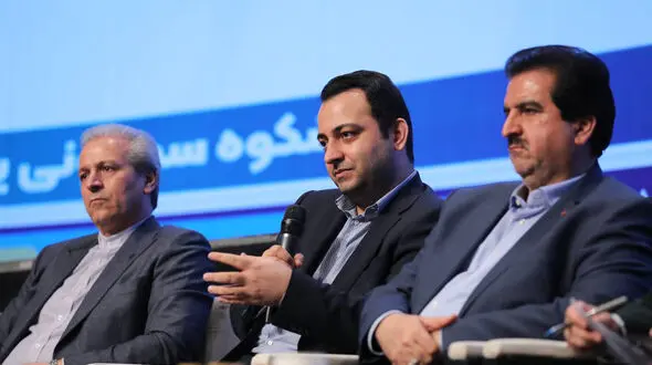 
بانک صادرات ایران با تمامی ظرفیت به سمت بانکداری هوشمند حرکت خواهد کرد
