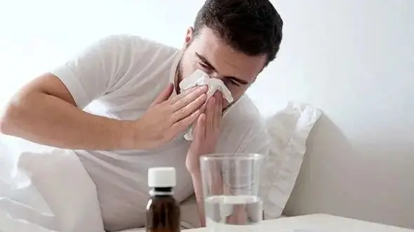 چگونه گرفتگی بینی را از بین ببریم؟ درمان خلط پشت حلق