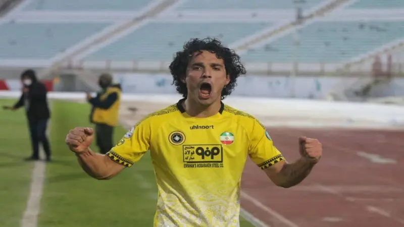 امید نورافکن