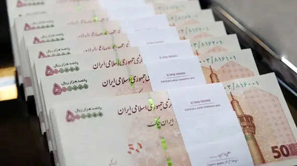 حقوق کارمندان و بازنشستگان در سال آینده باید حداقل ۲۰ درصد افزایش یابد