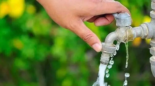 تهدید کیفیت آب در پی انتشار آلاینده‌ها در این روزهای جنگی/ از طریق نفوذ به خاک، امکان آلودگی منابع آب زیرزمینی نیز وجود دارد