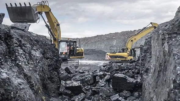 دسترسی معدن کاران به تسهیلات بانکی آسان شود