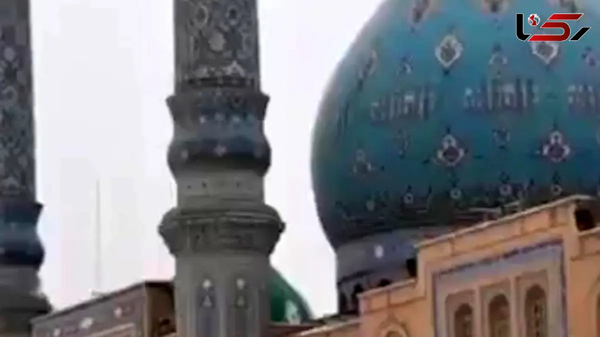 حال و هوای اولین باران پاییزی آستان مقدس مسجد جمکران + فیلم