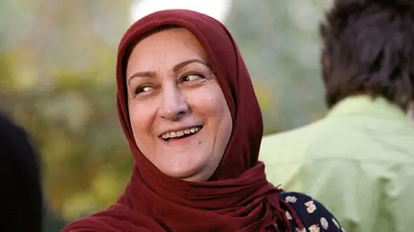 اولین عکس از سنگ مزار حمیده خیر آبادی / گریه مریم امیر جلالی بر سر مزار خانم بازیگر! 