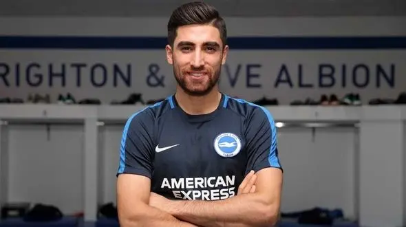 اشک های علیرضا جهانبخش پس از نخستین گل لیگ برتری + ویدیو 