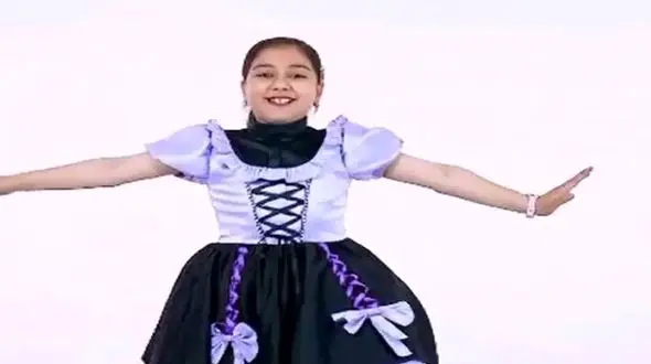 آواز معروفا؛ رقص اصیل ترکی خواهر برادر بلاگر اینستا که خیلی شیک و عالی انجامش دادن / دیسکاور