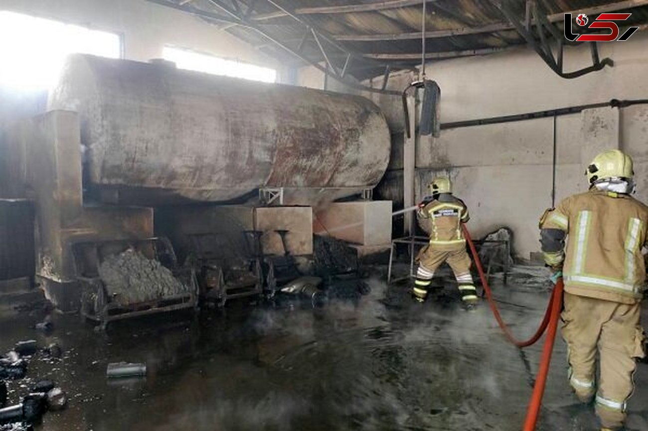 جزئیات آتش سوزی در یک کارگاه تولیدی در تهران + عکس