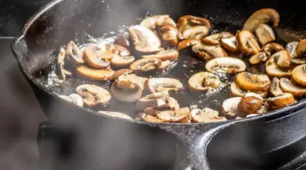 فیلم قارچ بلانچ شده تازه /  راز طعم بی‌نظیر رستوران