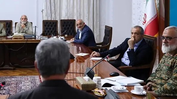  پزشکیان: بیش از هر زمان به تفکر و روحیه بسیجی و جهادی در مدیریت مسائل نیازمندیم