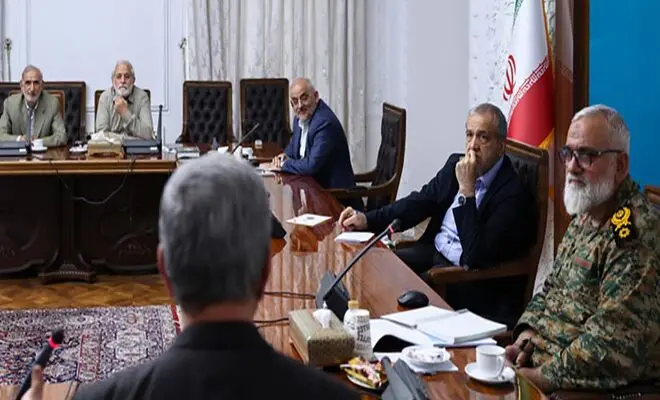  پزشکیان: بیش از هر زمان به تفکر و روحیه بسیجی و جهادی در مدیریت مسائل نیازمندیم