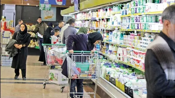 نقش تورم در اعتراضات مردمی / مصباح مقدم: دولت با همین فرمان پیش برود به زودی اوضاع اقتصاد  بهبود می یابد