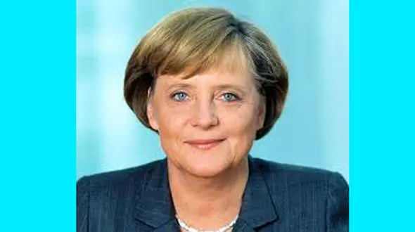 تصادف هواپیمای آنگلا مرکل صدراعظم آلمان +عکس