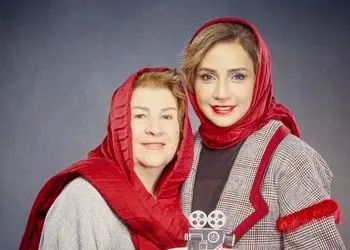 فیلم / ضجه های جگرسوز شبنم قلی خانی  سر خاک مادرش / دلم میخواد بغلت کنم اما با اینهمه خاک چه کنم ؟ ... / آروم بخواب مامانم ... آروم بخواب ...