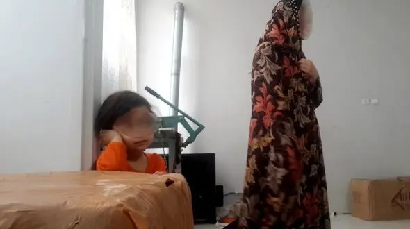 باورکردنی نیست این دخترک از آغوش پدر دور افتاده است و....