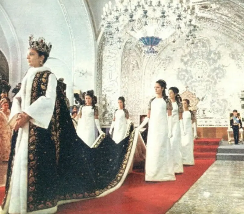 فرح پهلوی