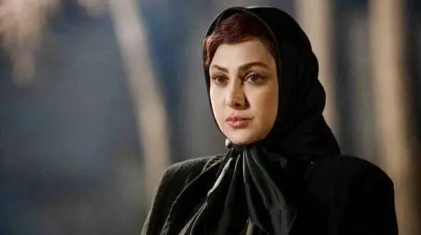نگاهی به استایل مناسب فصل سرد آزاده صمدی با المان های یلدایی +عکس / خانوما برای مهمونی یلداتون ایده بگیرین