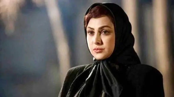 نگاهی به استایل مناسب فصل سرد آزاده صمدی با المان های یلدایی +عکس / خانوما برای مهمونی یلداتون ایده بگیرین