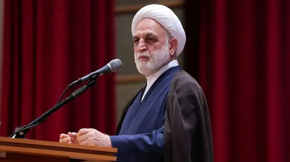 از سرمایه‌گذار و تولیدکننده‌ زمین خورده حمایت می‌کنیم/ میان فردِ فاسد و خطاکار با سرمایه‌گذارِ زمین‌خورده تفاوت قائل می‌شویم