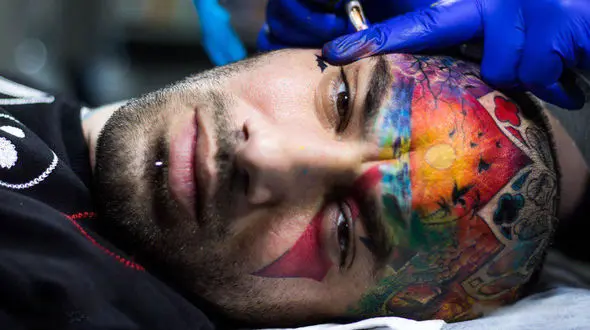 جنجال فیلم تغییر جنسیت شوک آور تتلو / علت طلاق سحر قریشی فاش شد!