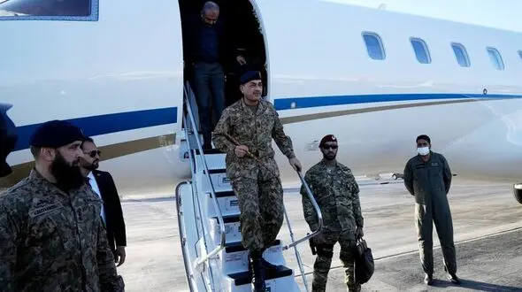 عاصم منیر وارد تهران شد