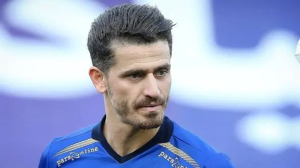 پست معنادار همسر وریا غفوری / جدایی کاپیتان استقلال قطعی شد!+ عکس