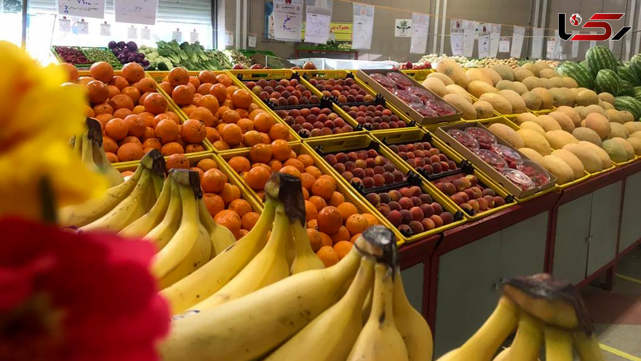 کاهش قیمت موز، هلو و گوجه سبز 