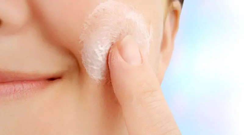 moisturizing-skin