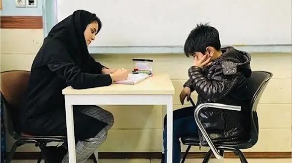 ۳۰ هزار مشاور در مدارس کشور کم داریم / سه چهارم هنرستان ها مشاور ندارند