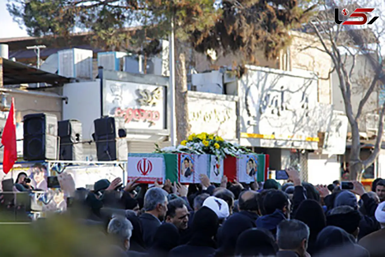 تحویل پیکر 4 شهید سقوط هواپیمای اوکراینی به خانواده هایشان 