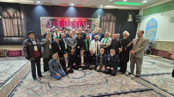 برگزاری مراسم روضه‌های خانگی در حاشیه اجلاس پیرغلامان حسینی