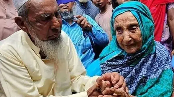شبکه مجازی مادر و پسری را پس از ۷۰ سال به هم رساند + عکس