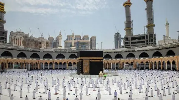 برگزاری نخستین نماز جمعه ماه رمضان در خانه کعبه + عکس