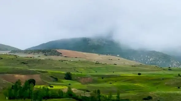 دو چهره از ایران زیبا