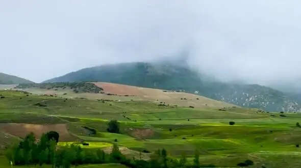 دو چهره از ایران زیبا